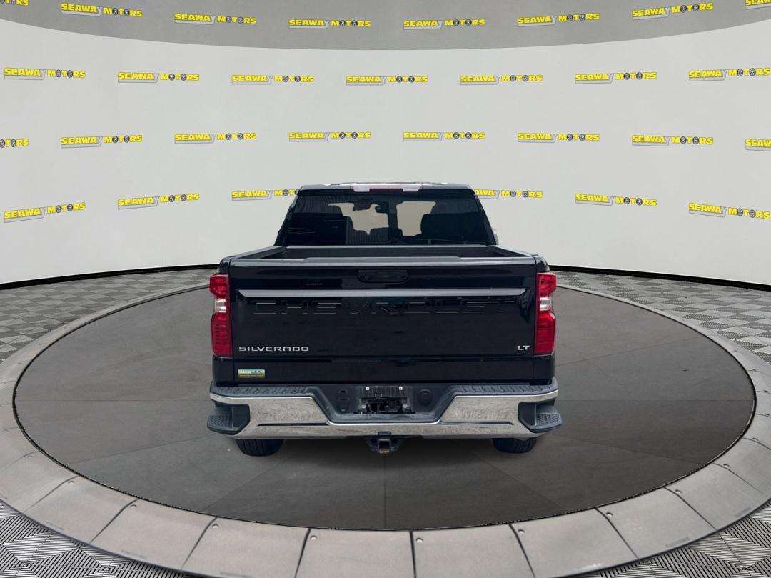 2025 Chevrolet Silverado 1500 LT — photo 1