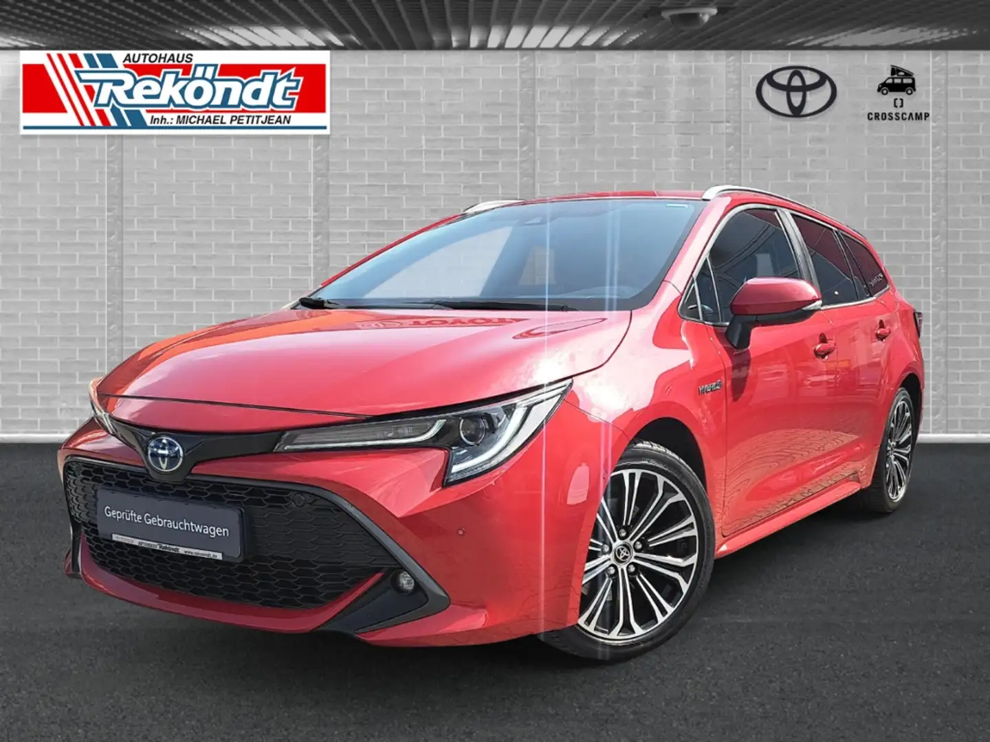 Toyota Corolla Touring Sports 2,0 Hybrid Team D,1.Hand, Kamera, S Red - 1