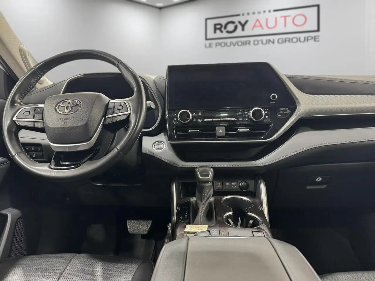 Toyota Highlander снимка Toyota Highlander