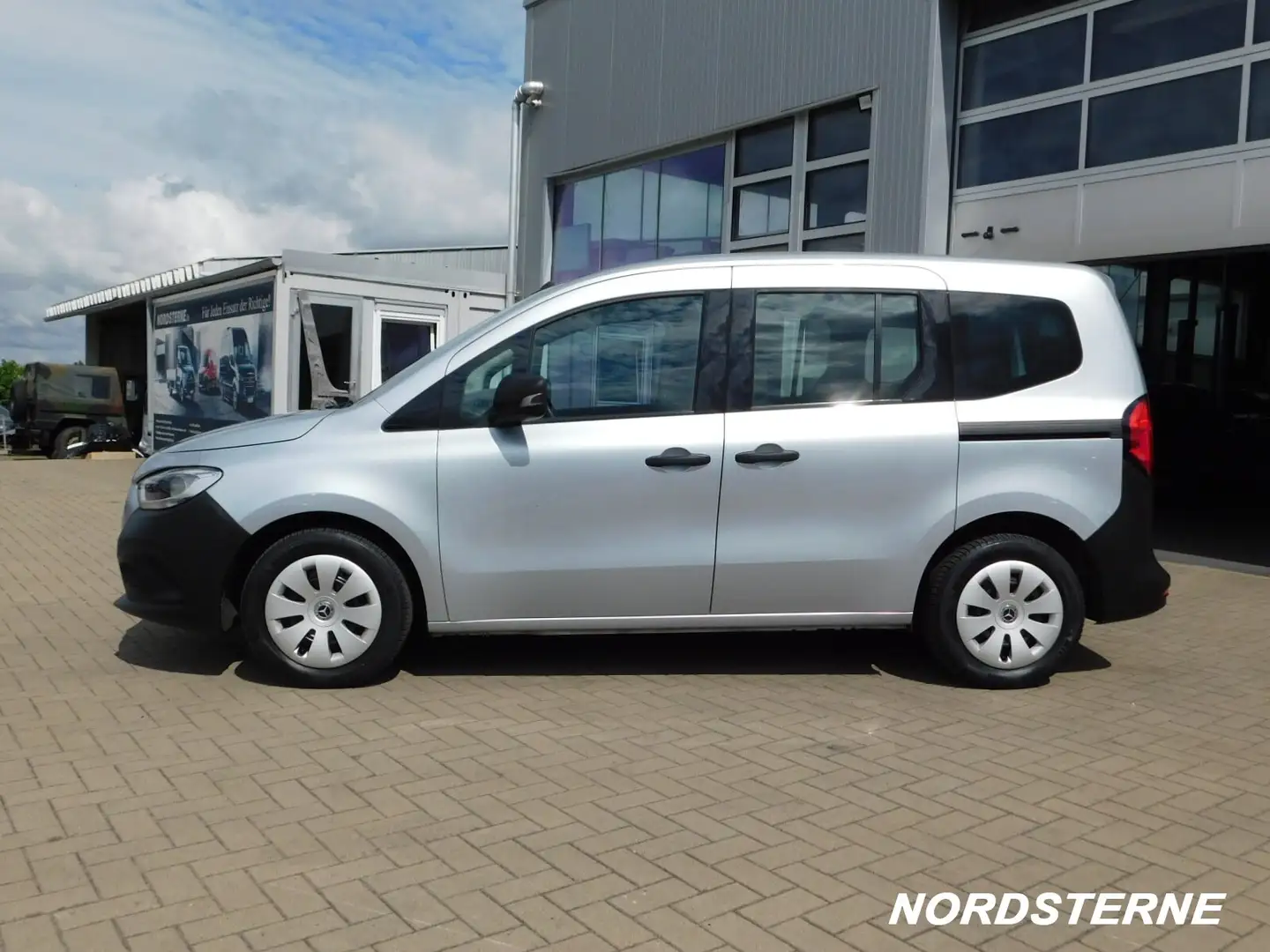 Mercedes-Benz Citan Citan 110 CDI+TOURER+KLIMA+TEMPOMAT+DAB Silber - 2