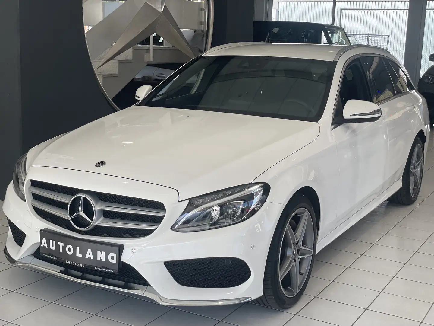 Mercedes-Benz C 220 T d 4Matic AMG LINE Blanco - 1