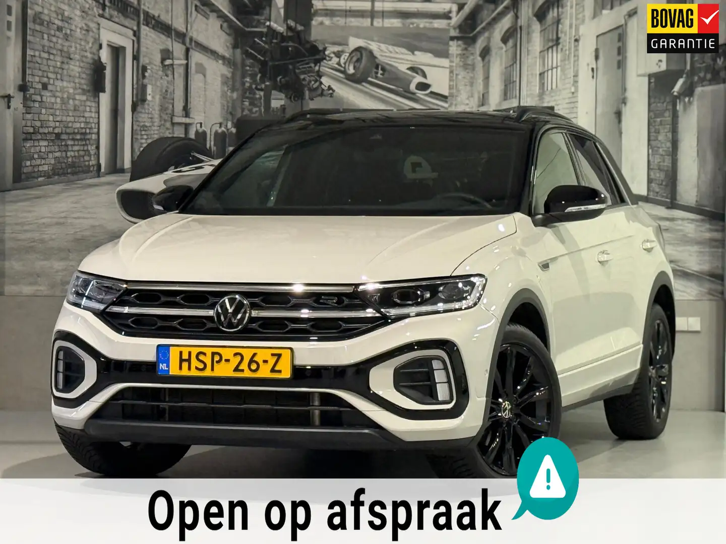 Volkswagen T-Roc 1.5 TSI R-Line Black Edition *Ascot Grey* Grijs - 1