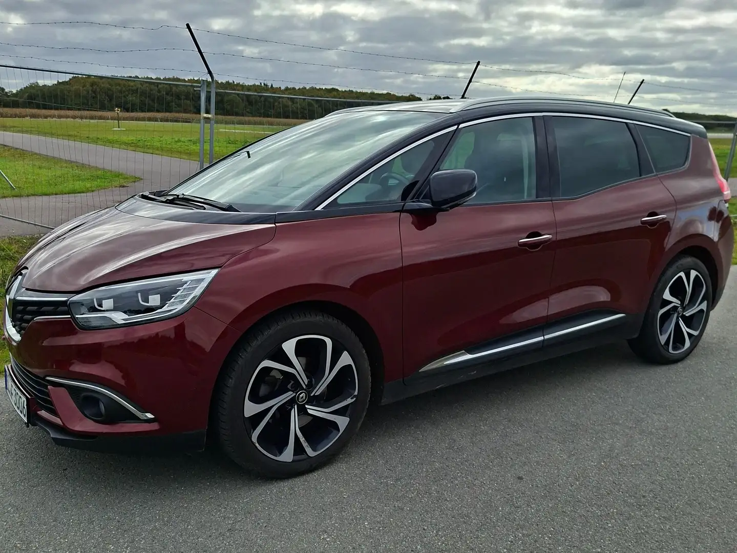 Renault Grand Scenic Grand Scenic ENERGY TCe 130 BOSE EDITION Rot - 1