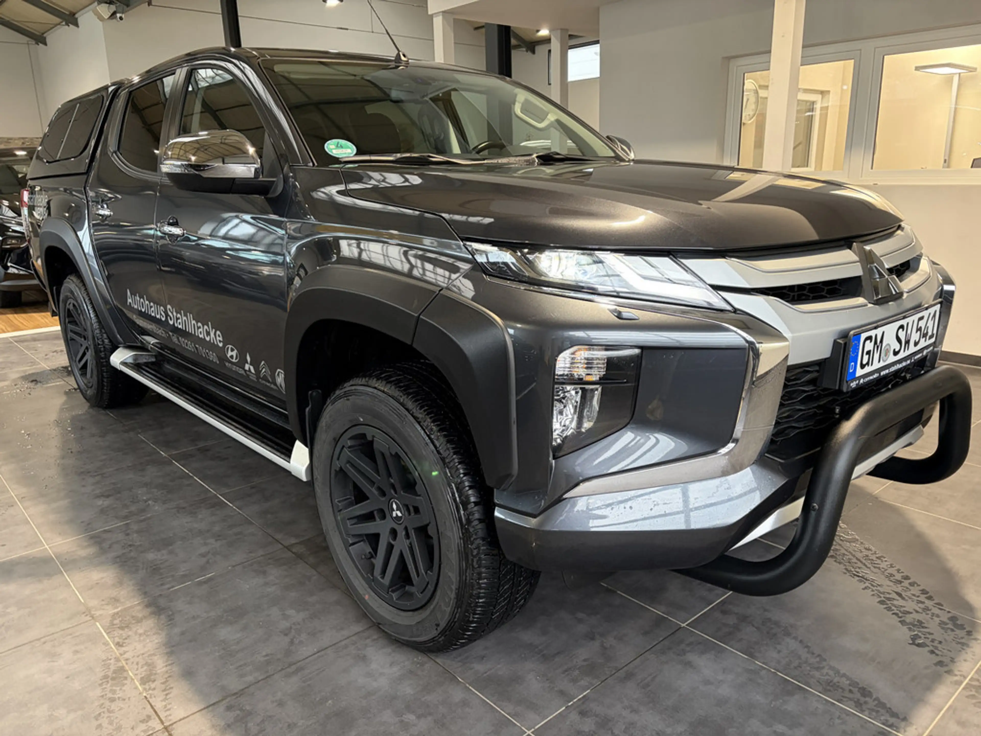 Mitsubishi L200 — photo 4