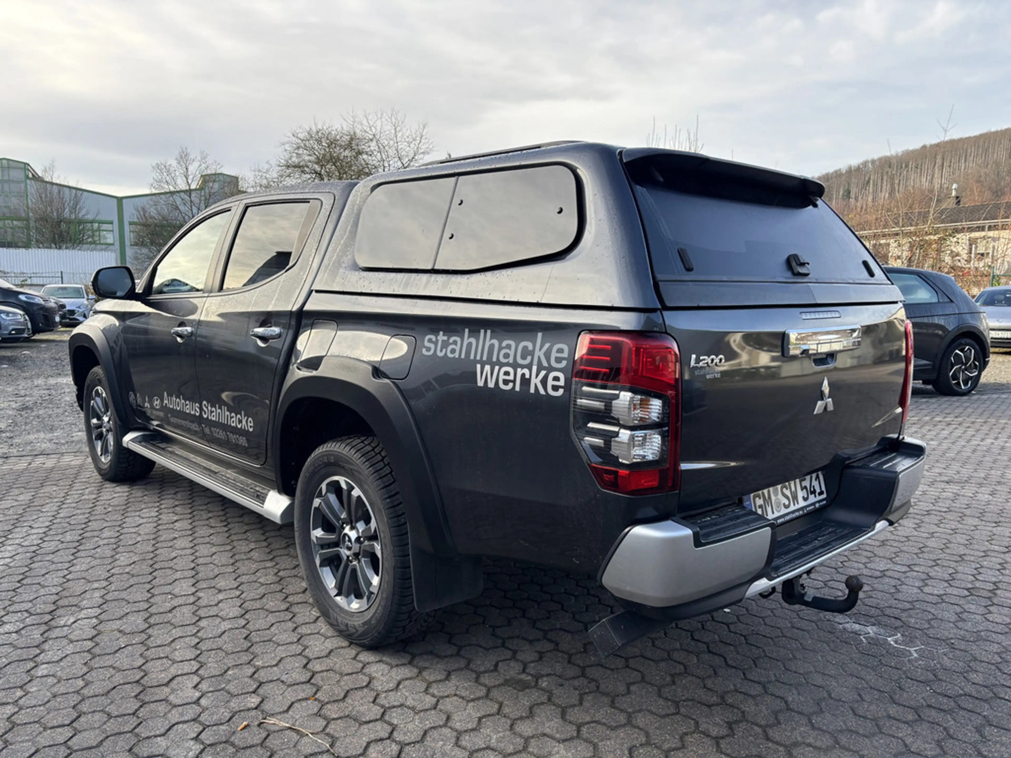 Mitsubishi L200 — photo 12