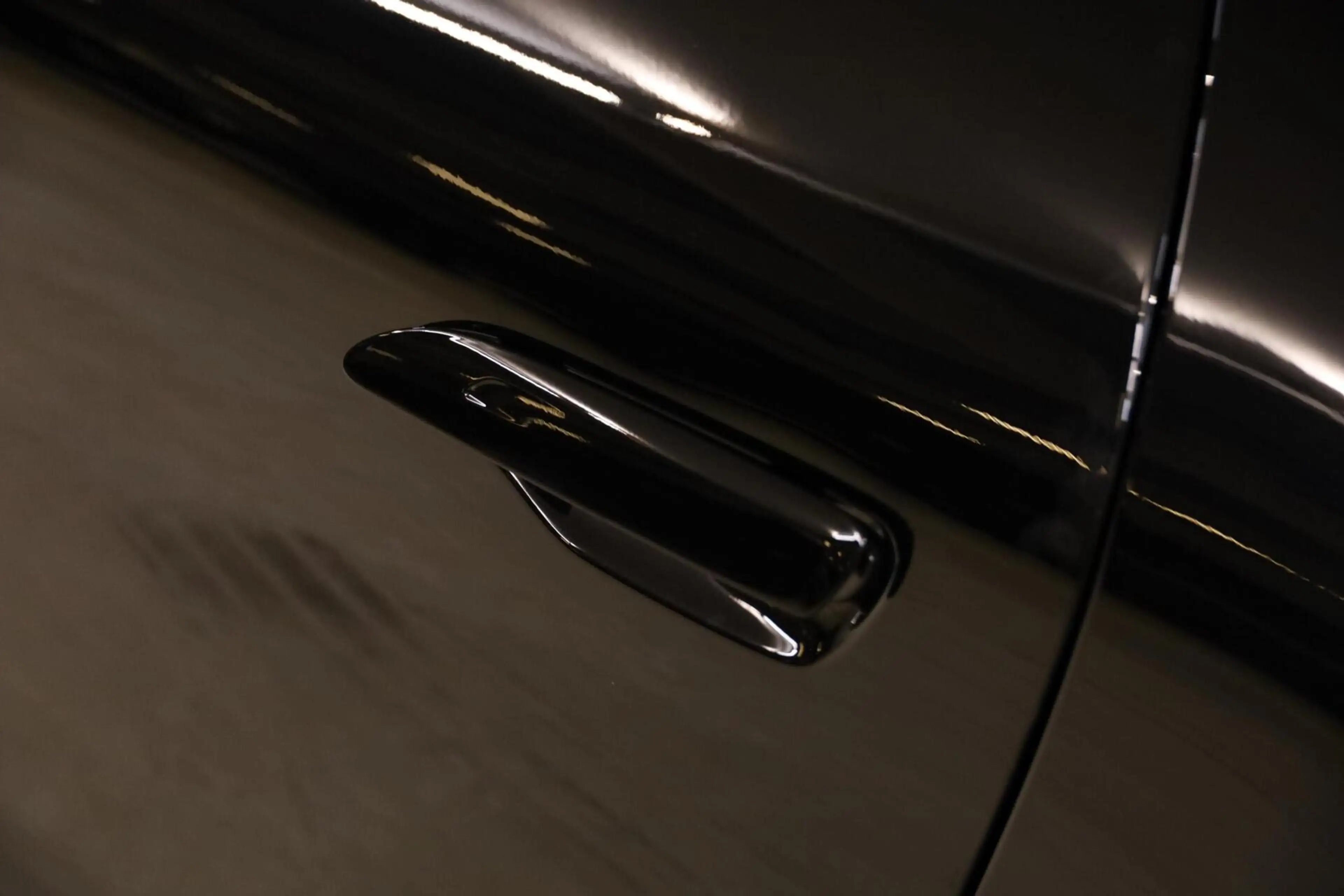 Porsche 992 3.0 Carrera 4 GTS — photo 31