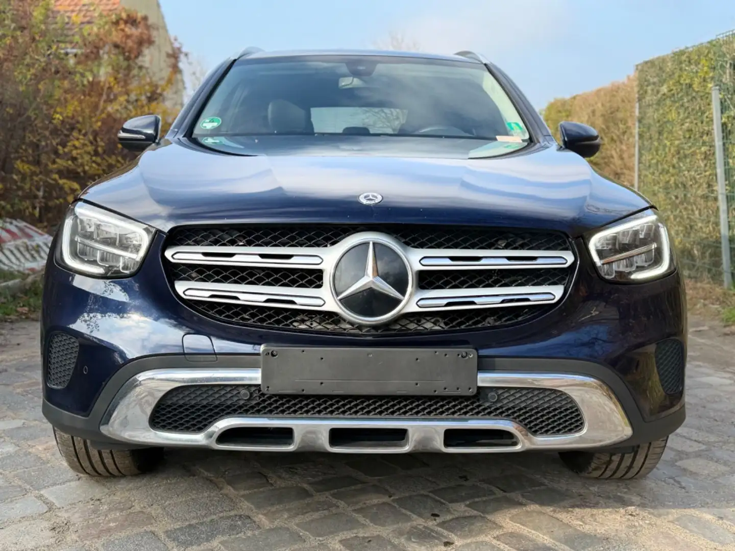 Mercedes-Benz GLC 200 d 4MATIC Autom.*1ERH&LED&LEDER* Blau - 2