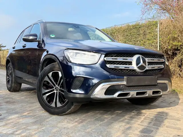 Mercedes-Benz GLC 200 d 4MATIC Autom.*1ERH&LED&LEDER*