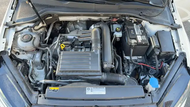 Volkswagen Golf view 15