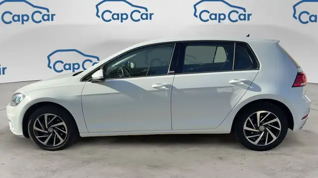 Volkswagen Golf view 2