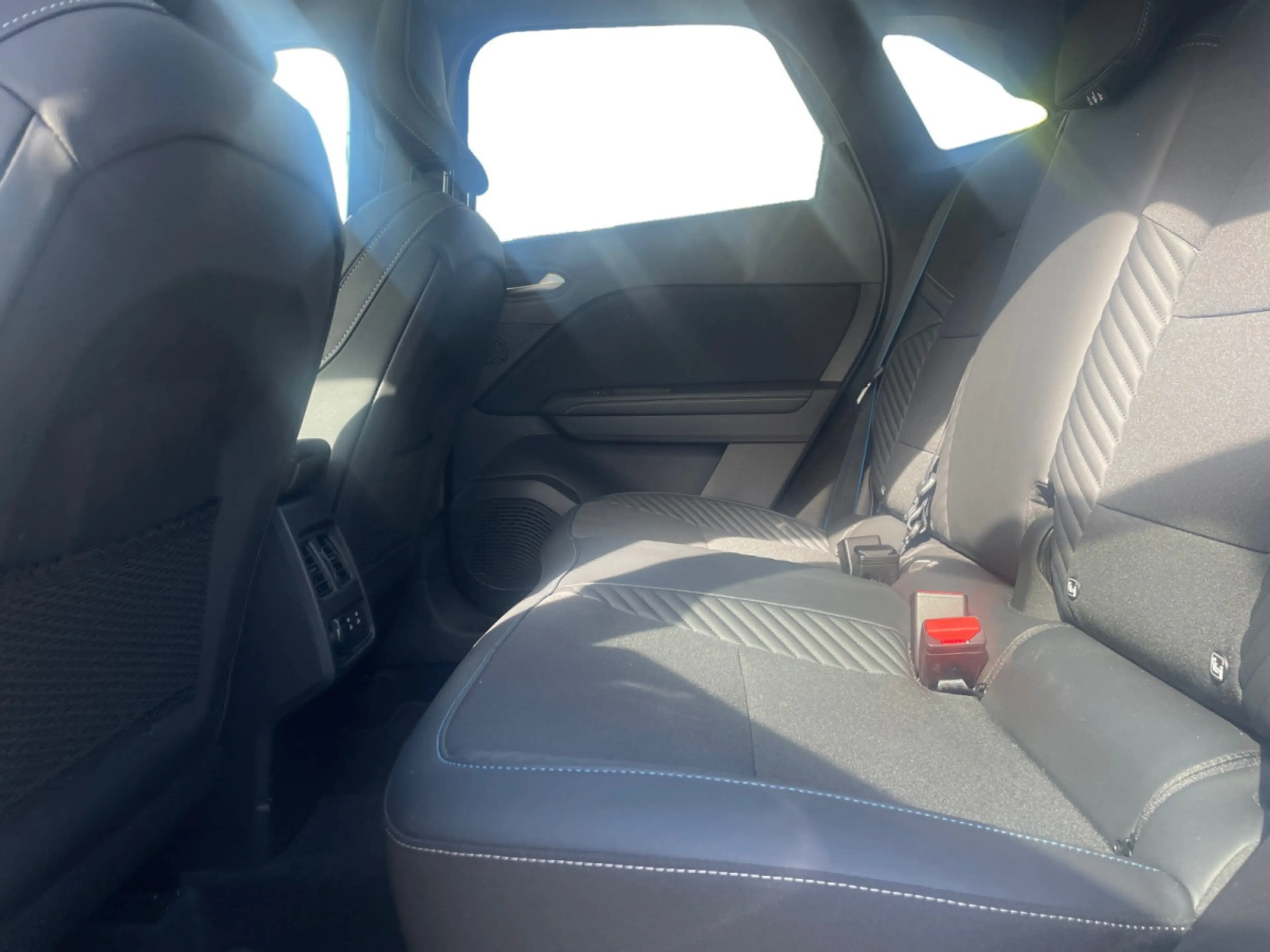 Renault Symbioz 1.6 Tce E-TECH Hybrid Esprit Alpine EDC — photo 7