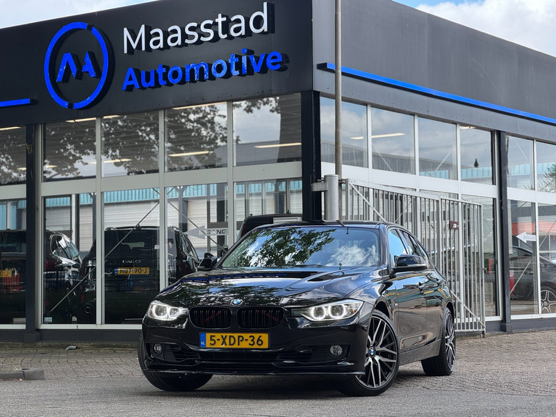 BMW 320 3-serie 320i Executive Automaat NL auto Black on B — photo 7