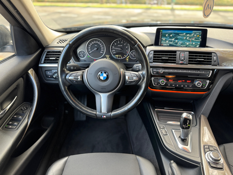 BMW 320 3-serie 320i Executive Automaat NL auto Black on B — photo 47