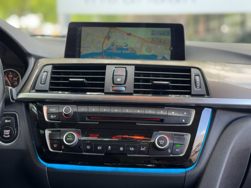BMW 320 3-serie 320i Executive Automaat NL auto Black on B — photo 39
