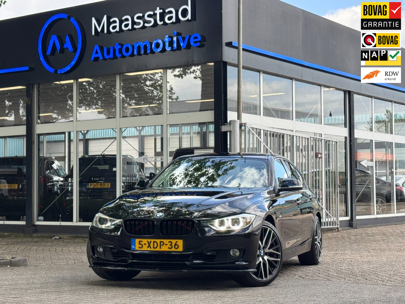 BMW 320 3-serie 320i Executive Automaat NL auto Black on B