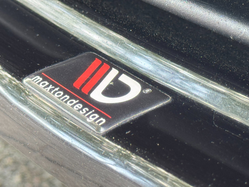BMW 320 3-serie 320i Executive Automaat NL auto Black on B — photo 4