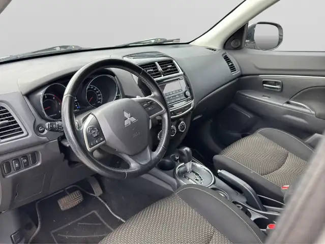 Mitsubishi Asx view 9