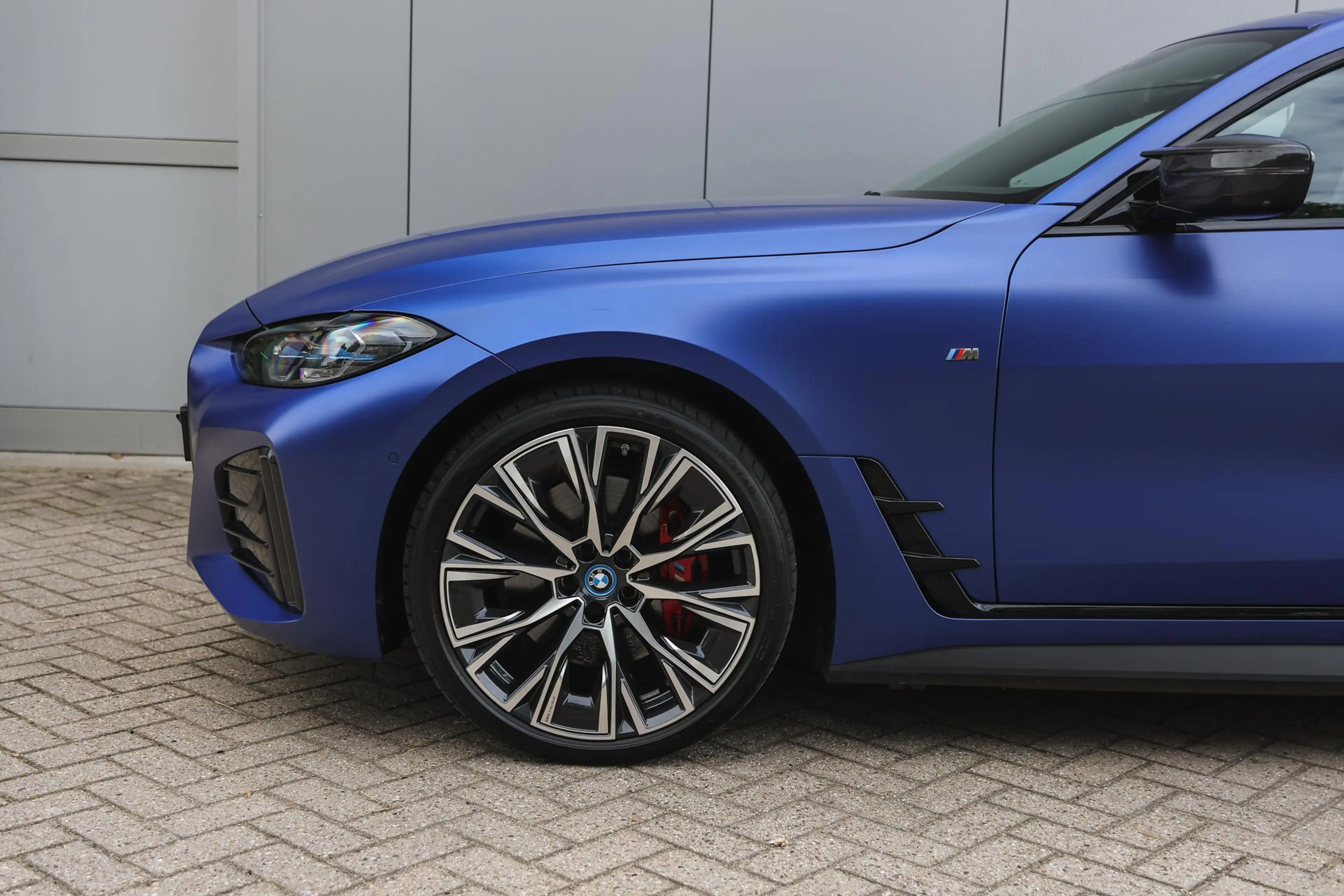 BMW i4 M50 M Sport / Trekhaak / Schuif-Kanteldak / M Spor — photo 5