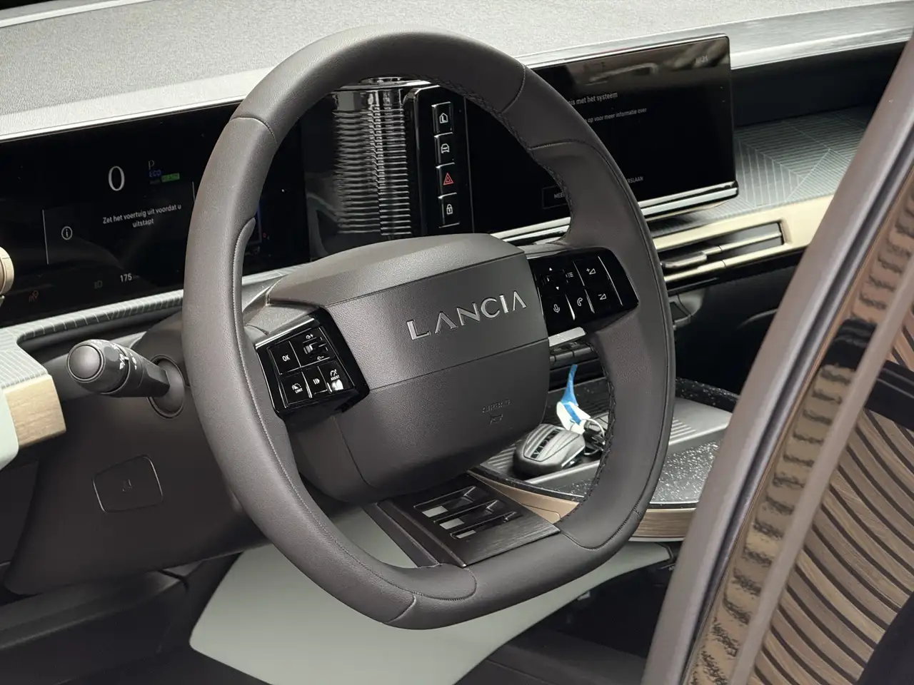 Lancia Ypsilon 2025 — фото 7