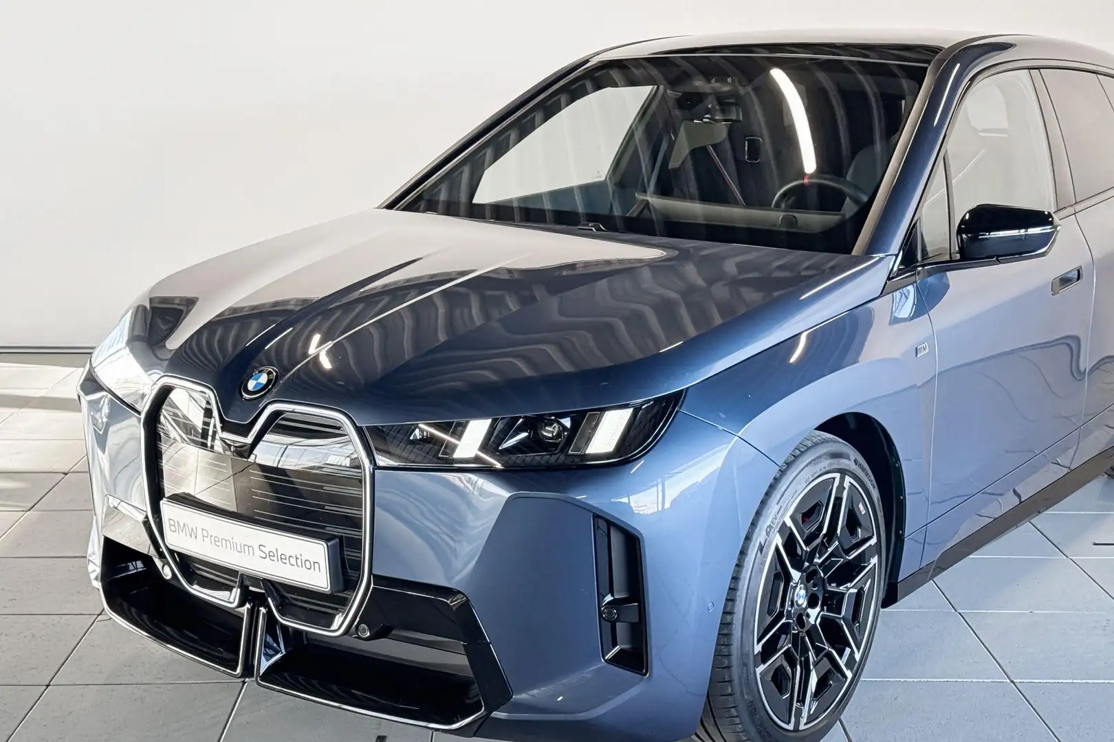 BMW iX xDrive M70 112 kWh Bleu - 2
