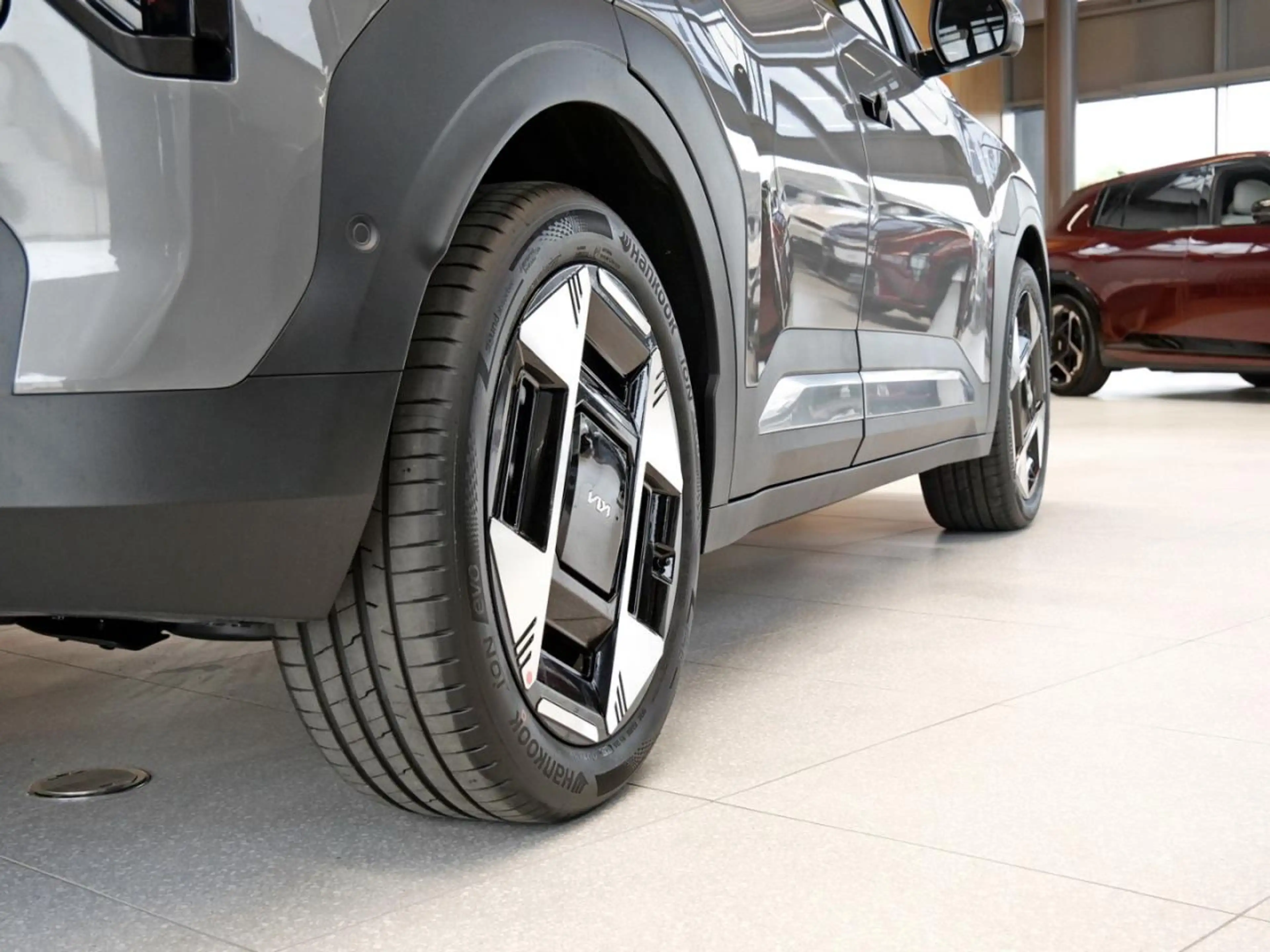 Kia EV3 81,4 kWh Earth Wärmepumpe Sound-P Ambiente — photo 5