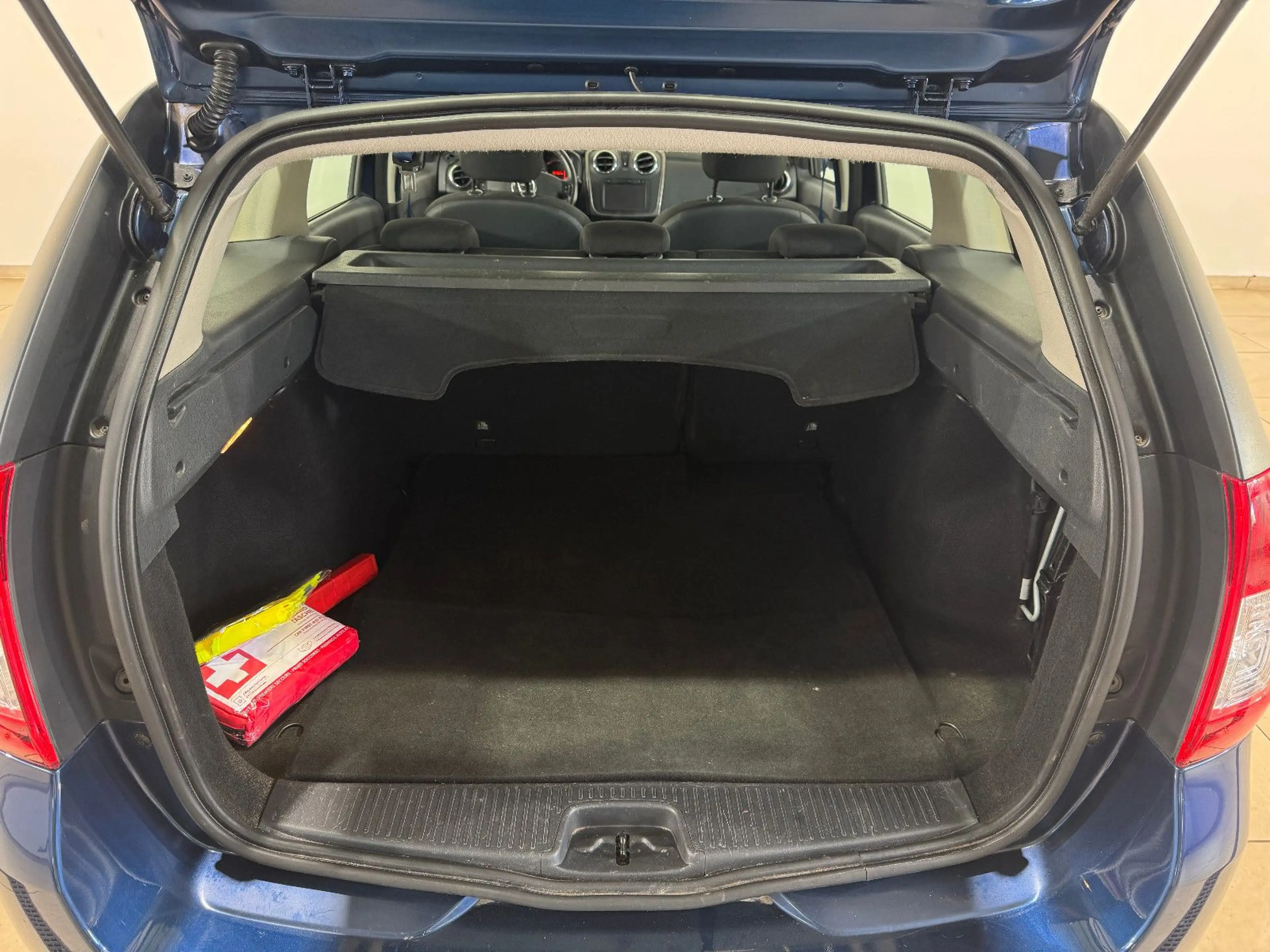 Dacia Logan MCV**2.HAND+KLIMA+TEMPOMAT** — photo 7