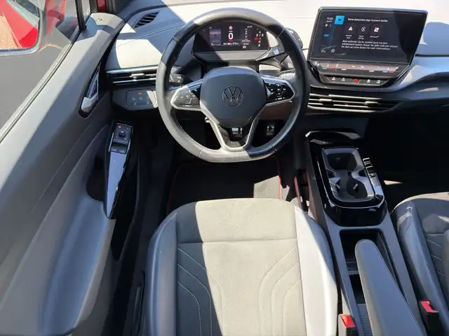 Volkswagen ID.4 view 8
