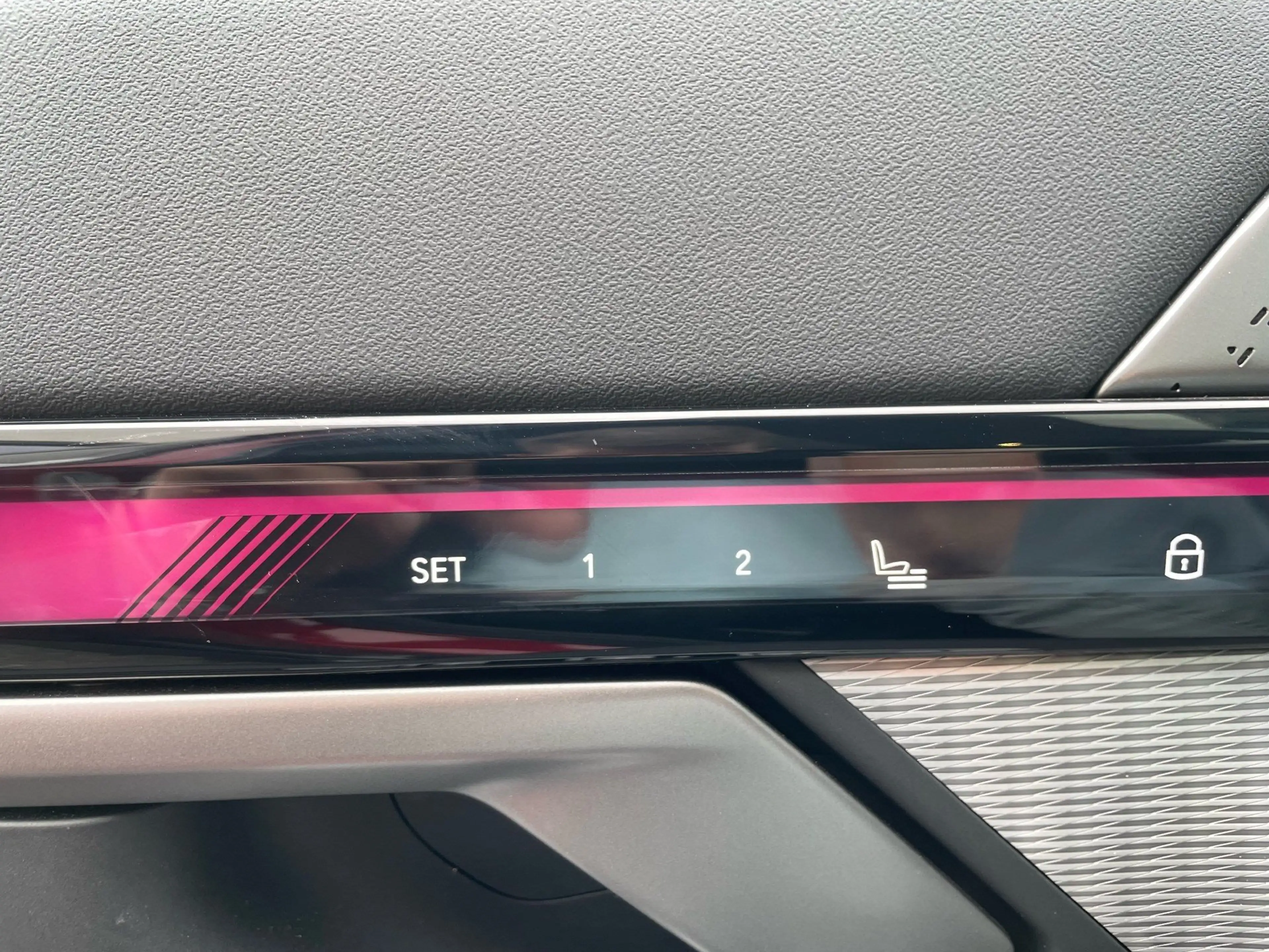 BMW 550 e xDrive Tour M Sport Pro || AHK ACC 360 Pano Sitz — photo 8