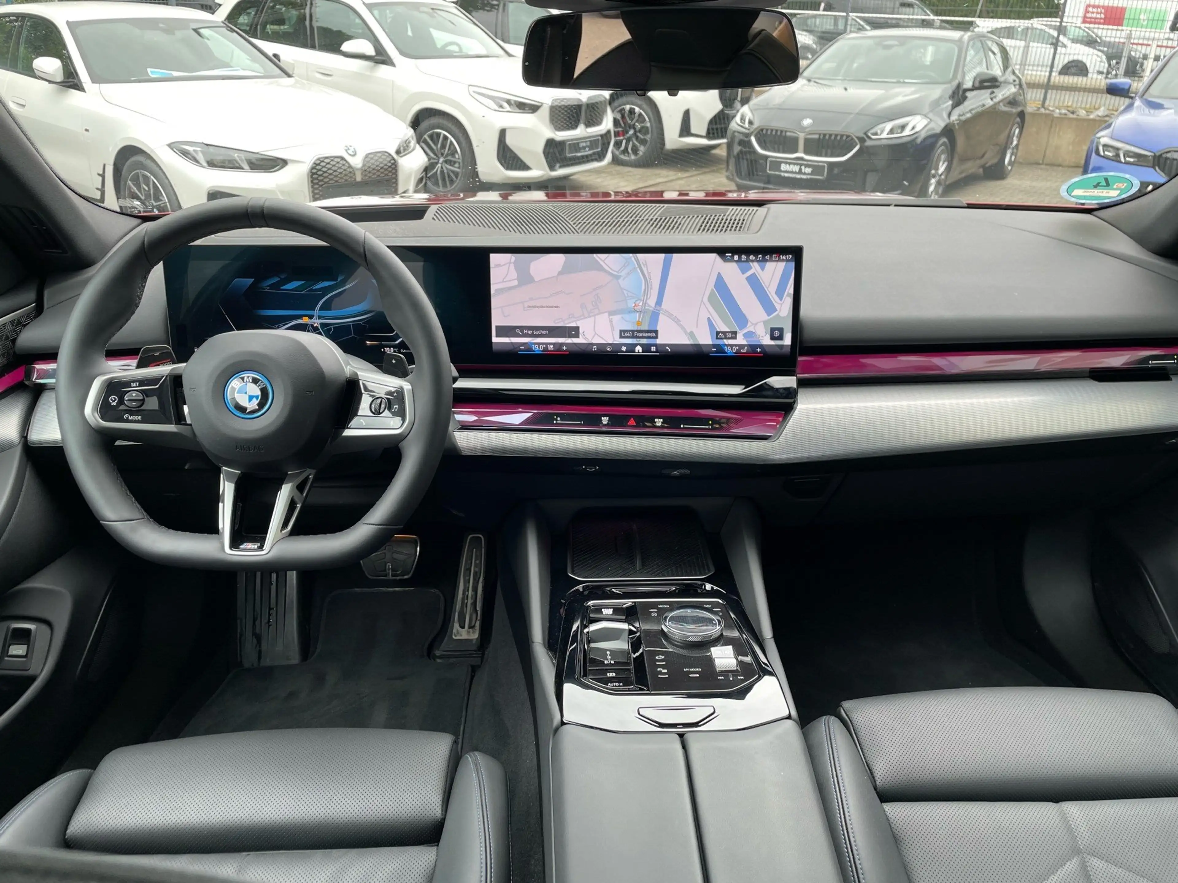 BMW 550 e xDrive Tour M Sport Pro || AHK ACC 360 Pano Sitz — photo 3