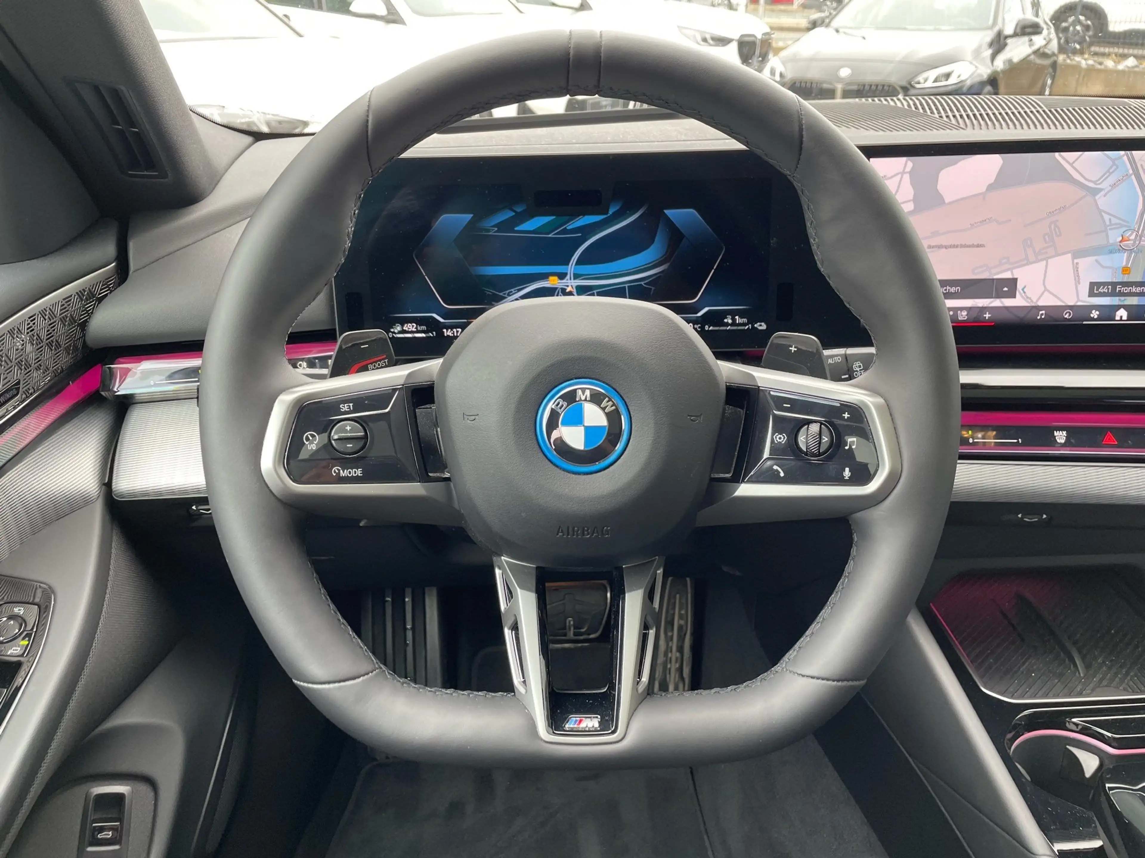 BMW 550 e xDrive Tour M Sport Pro || AHK ACC 360 Pano Sitz — photo 13