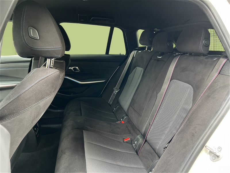 BMW 330 d xDrive Touring M Sport Pro DA Prof AHK PA Plus — photo 11