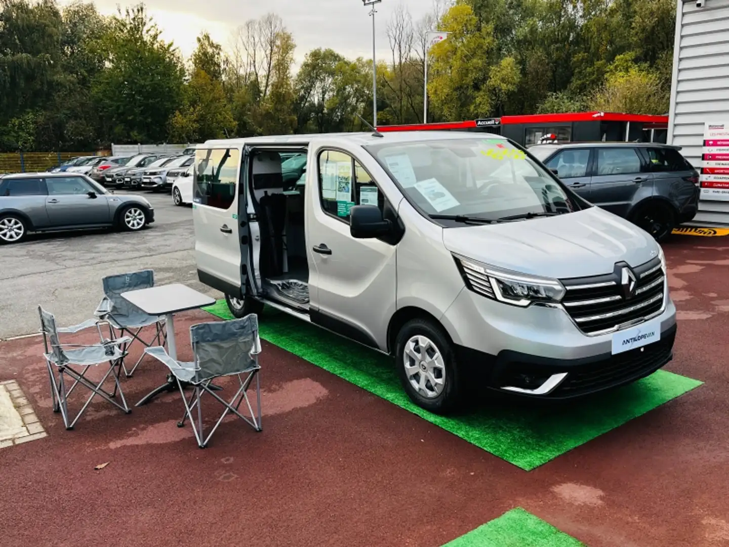 Renault Trafic RENAULT - TRAFIC ANTILOPEVAN FLEX 3 L1H1 2800 KG B Blanc - 2