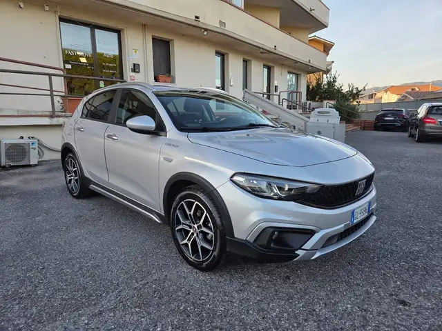 Fiat Tipo Fiat Tipo 1.5 Hybrid DCT 5 porte Cross