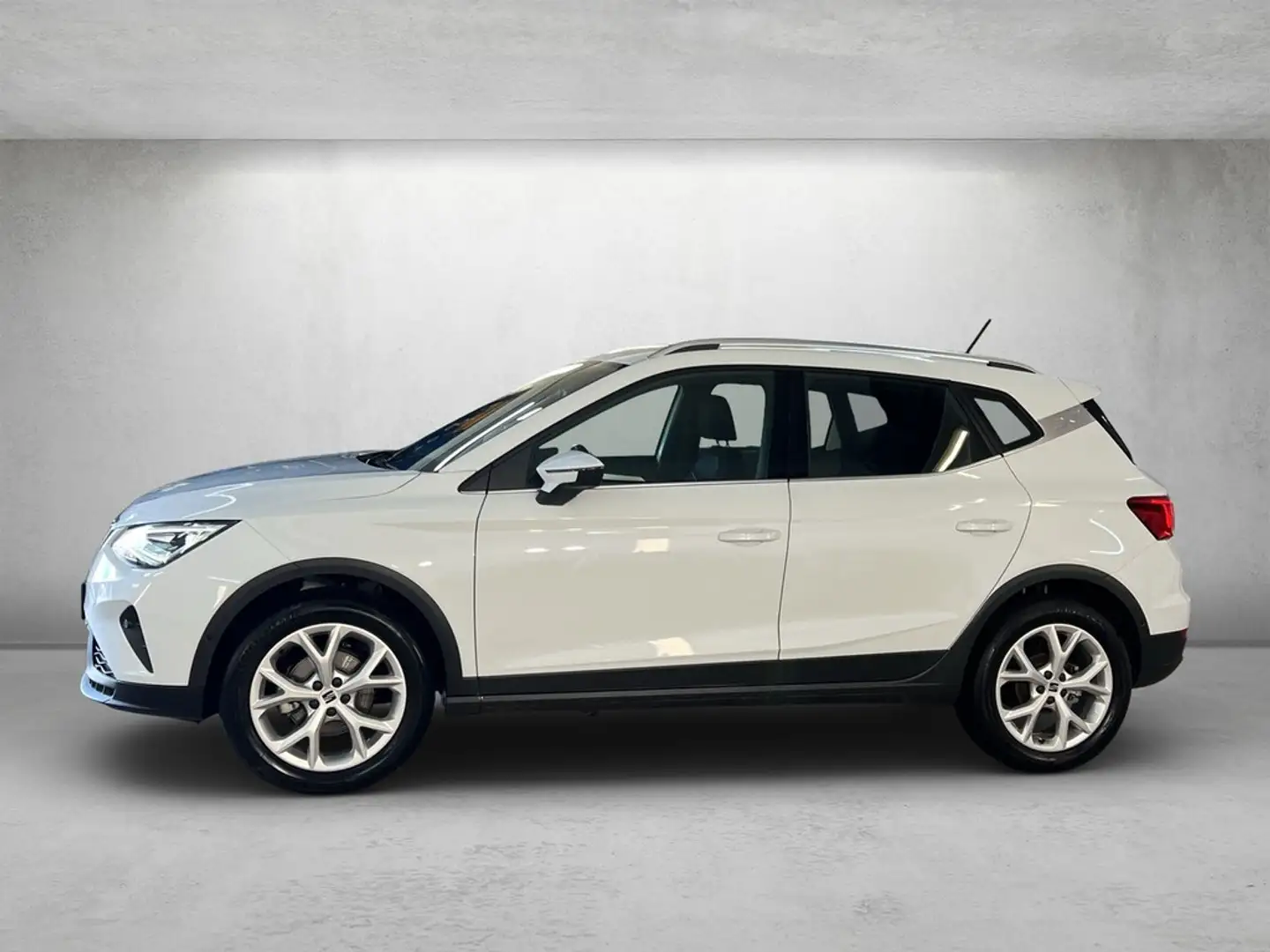 SEAT Arona 1.0 TSI DSG FR *LED*Kamera* Weiß - 2