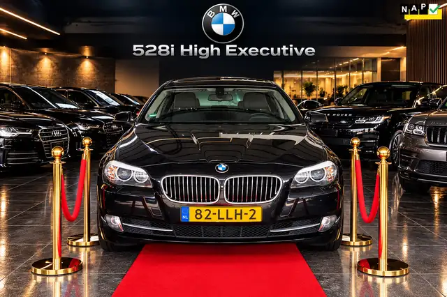 BMW 528 5-serie 528i SEDAN LIMOUSINE 3.0