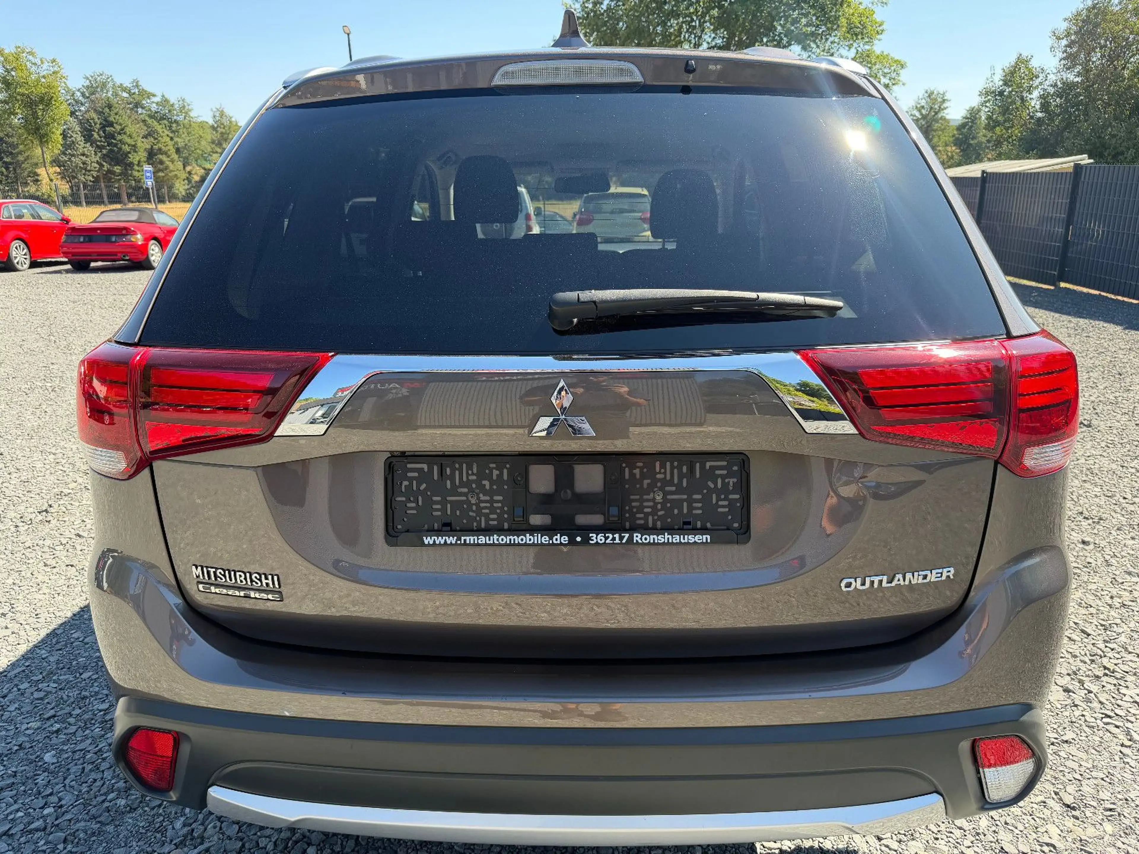 Mitsubishi Outlander 2.0Edition 100 2WD KAMERA/TEMPO/1.HAND — photo 5
