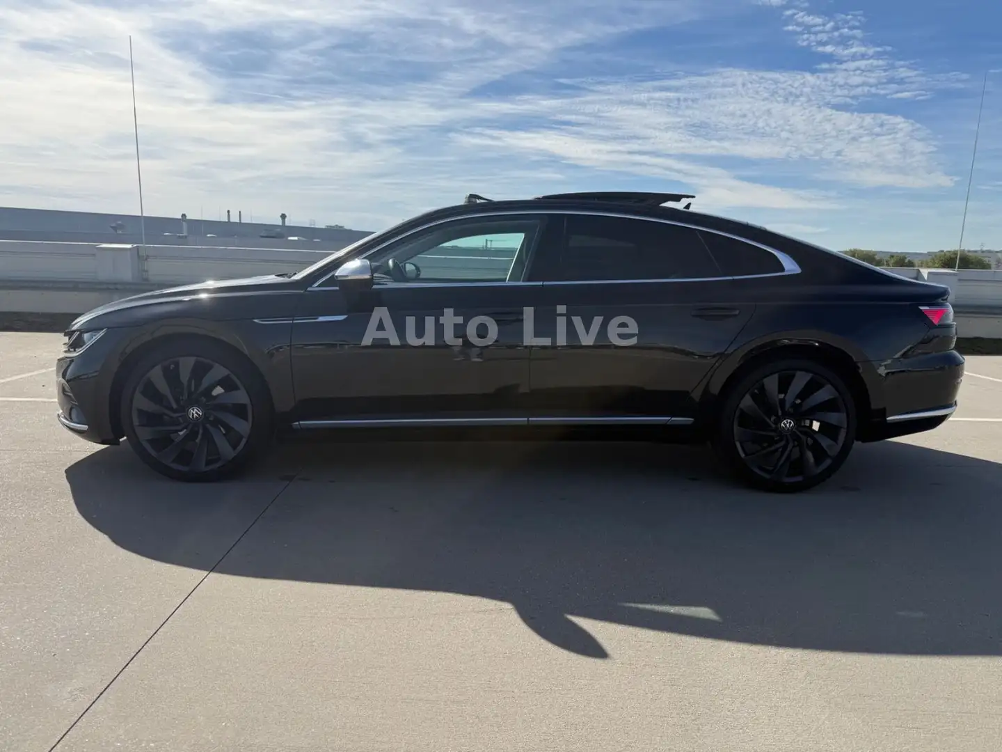 Volkswagen Arteon 2.0 TDI*DSG* R LINE OPTIK*PANO*360*VIRTU! Schwarz - 2