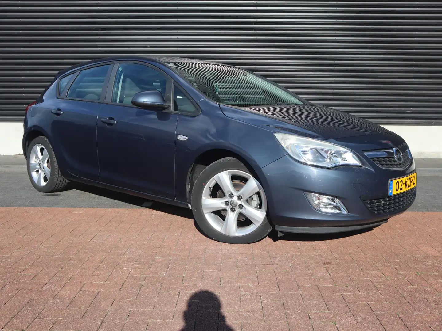 Opel Astra 1.6 Edition | Cruise | Airco | APK april 2026 | Blauw - 2