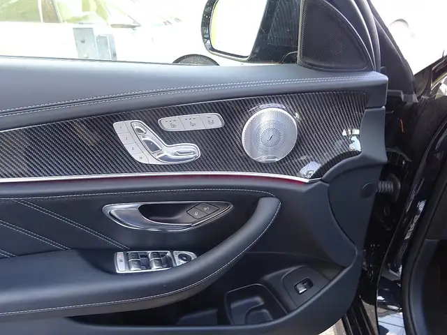 Mercedes-Benz E 63 AMG S T 4 Matic+ Aut. Ansicht 11