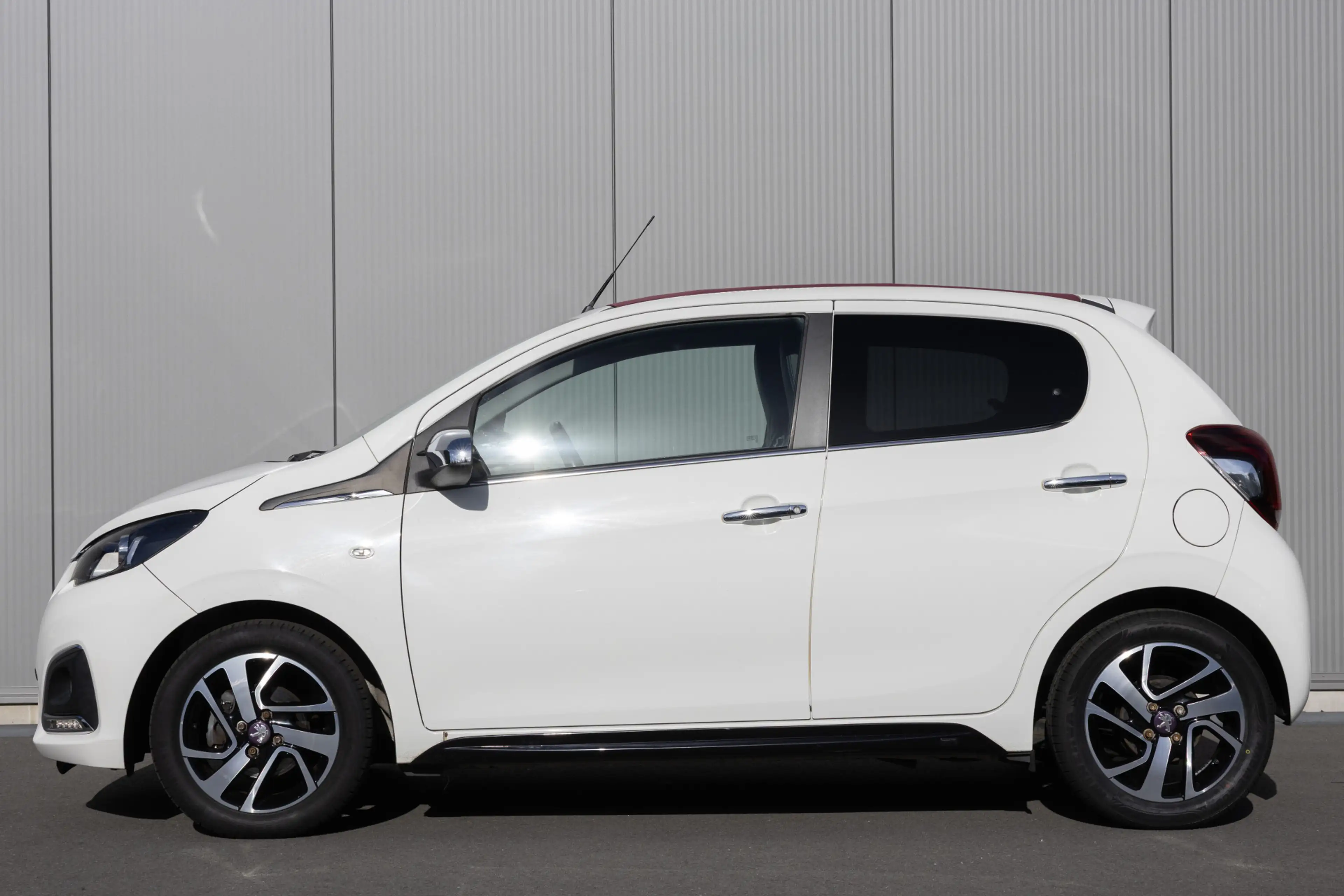 Peugeot 108 1.0 VTi Allure TOP! | CARPLAY | ECC | — photo 2