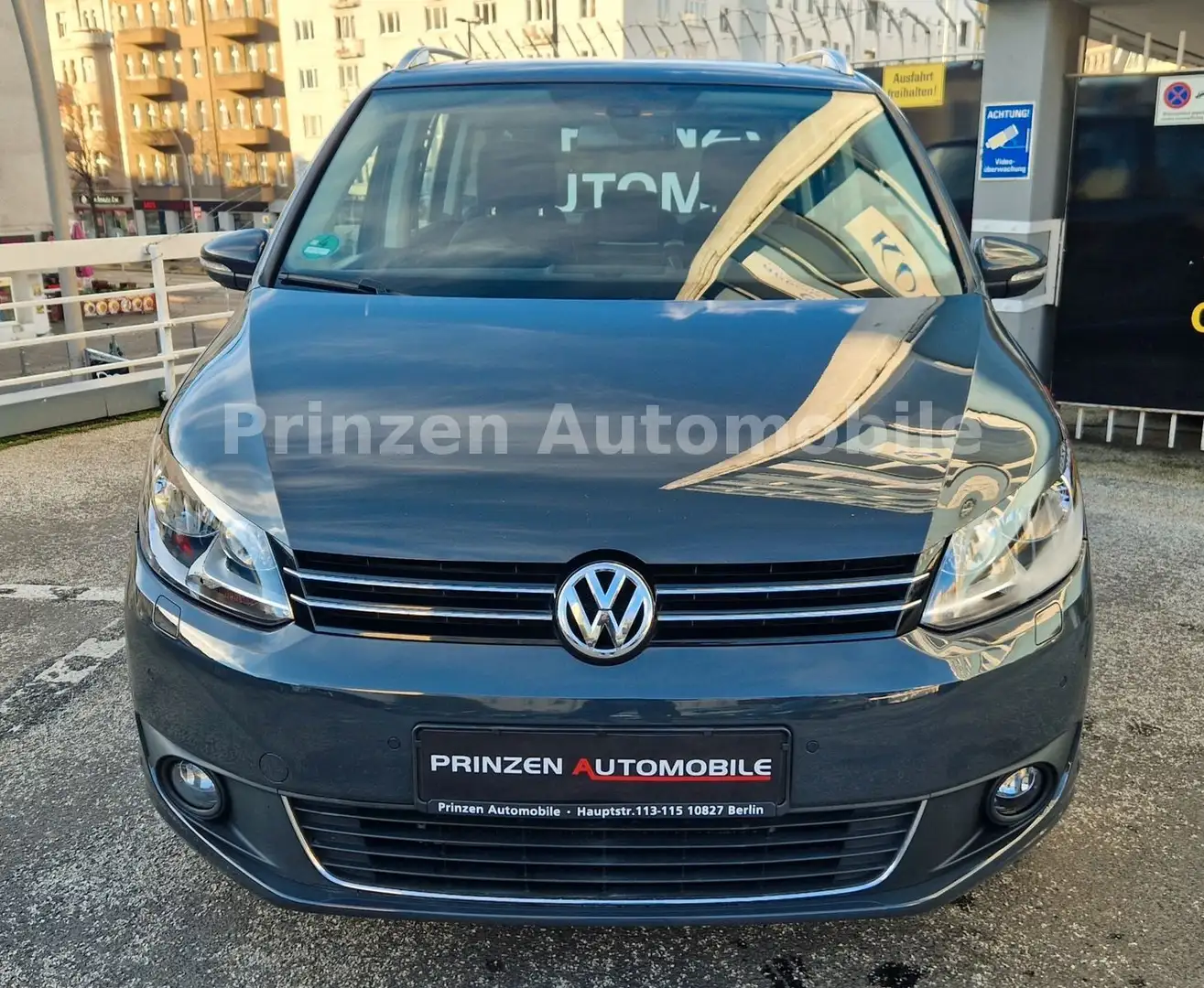 Volkswagen Touran Cup*Aut*Pano*R.Kamera*Spur*Familien Paket Grijs - 2