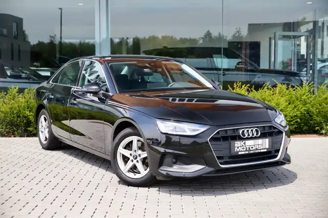 Audi A4 30 TDi S tronic - 16" - Navi - Cruise - LED - DAB - ...
