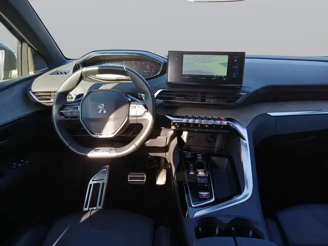 Peugeot 5008 view 10