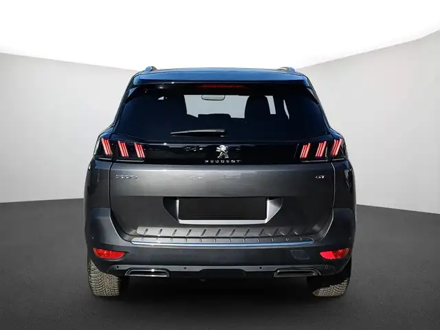Peugeot 5008 view 3