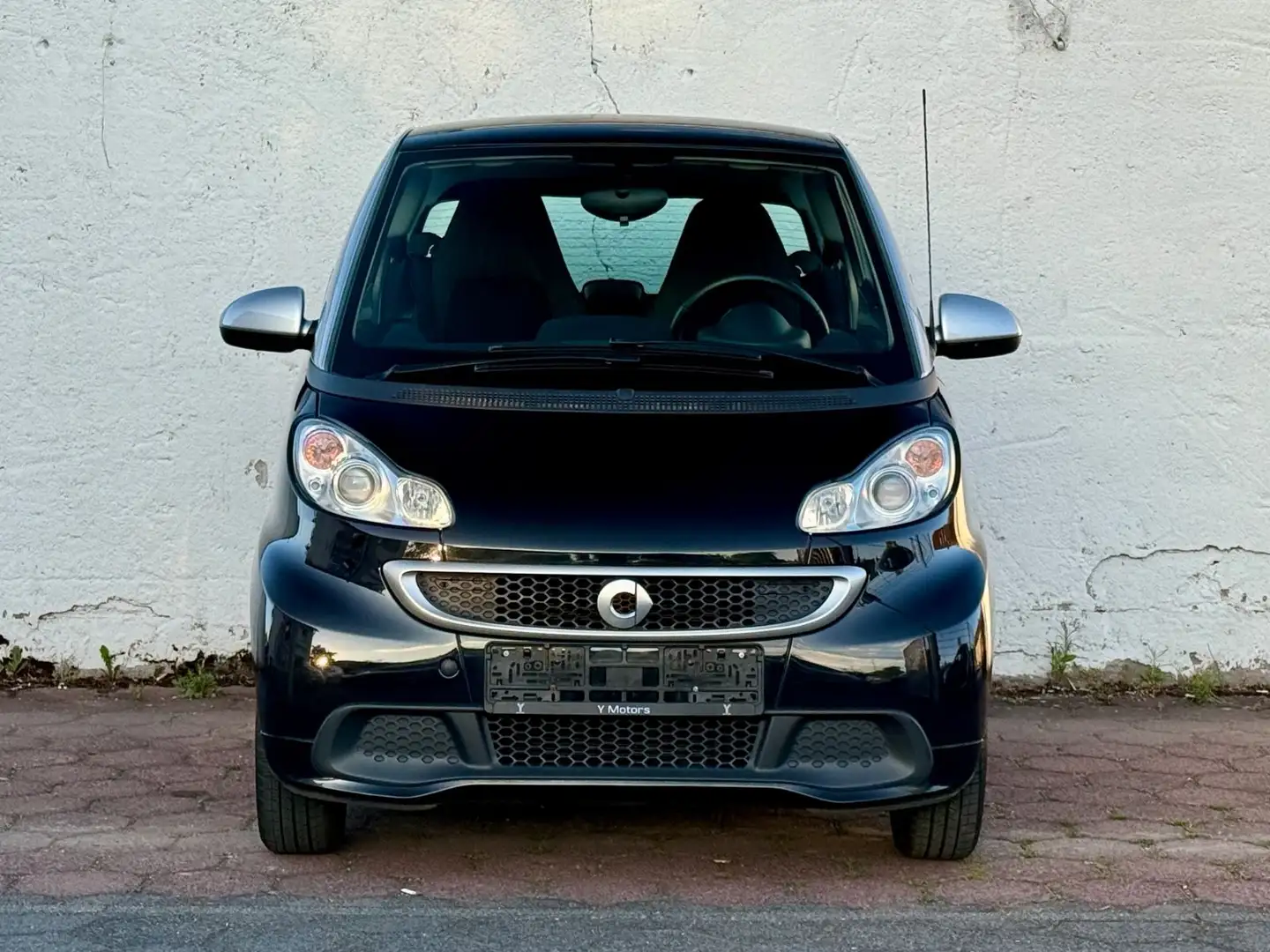 smart forTwo /Automatik/Servolenkung/Automatik/Panorama Schwarz - 2