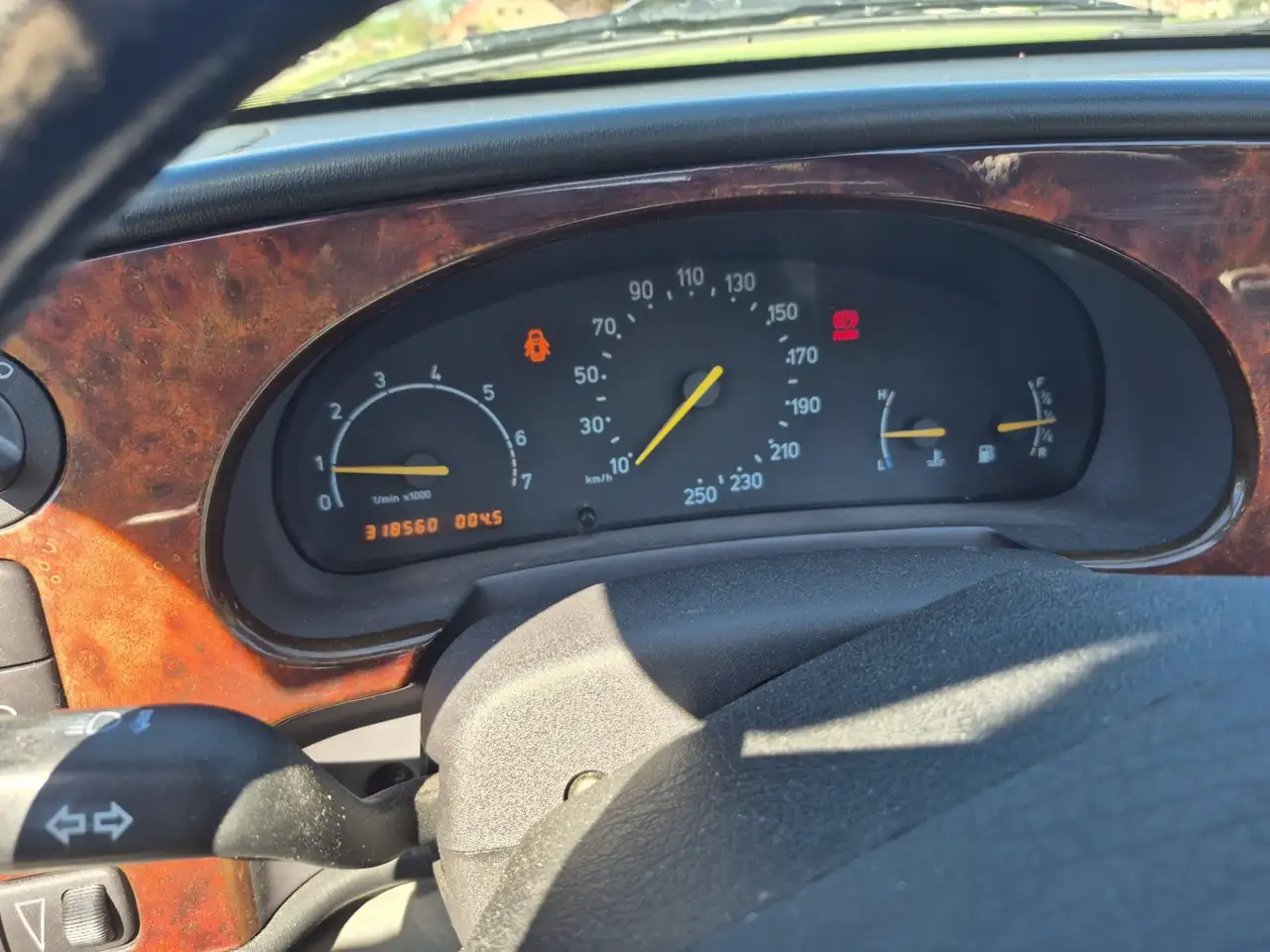 Saab 900 2.3 SE, foto 6