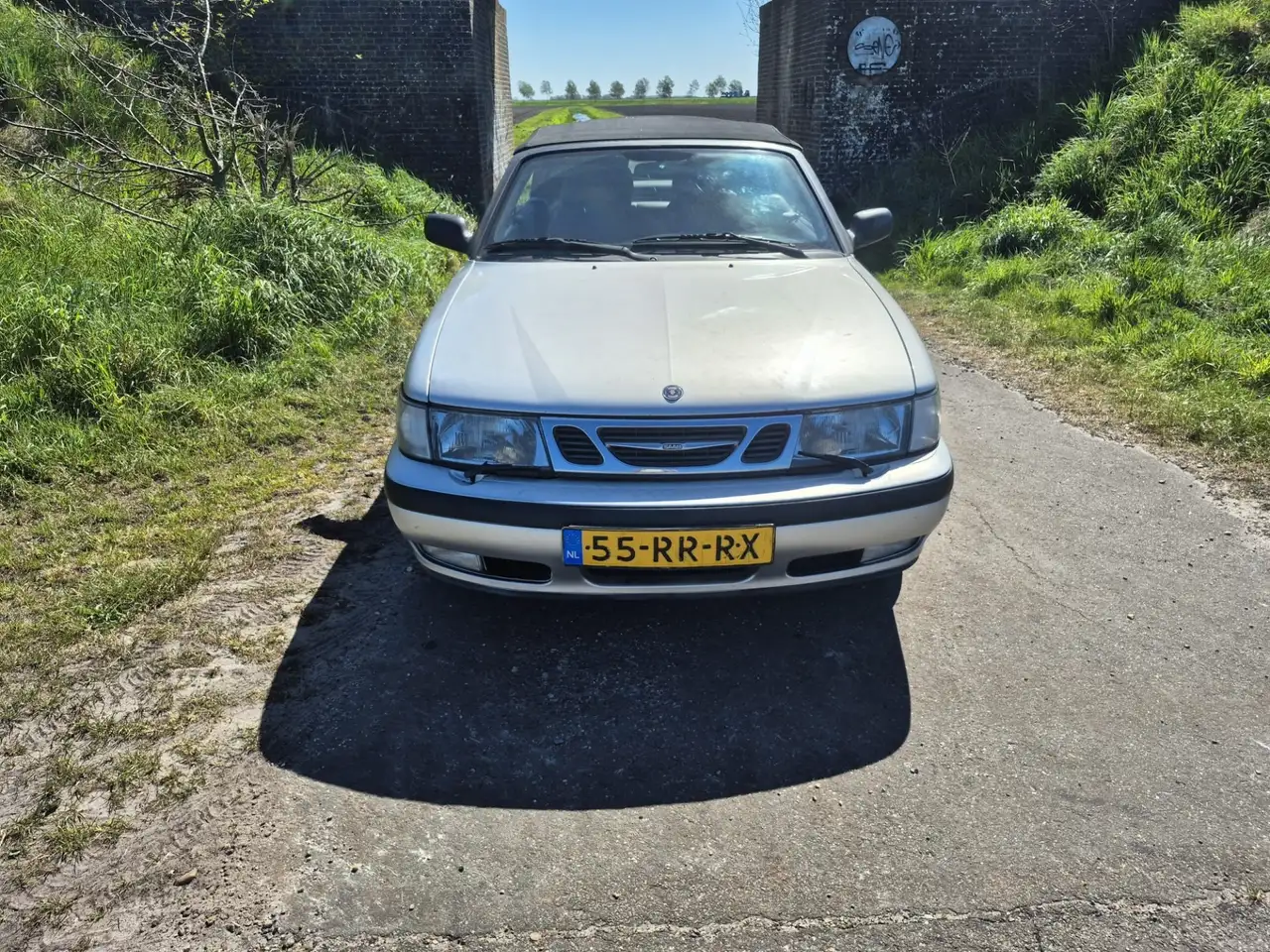 Saab 900 2.3 SE, foto 3