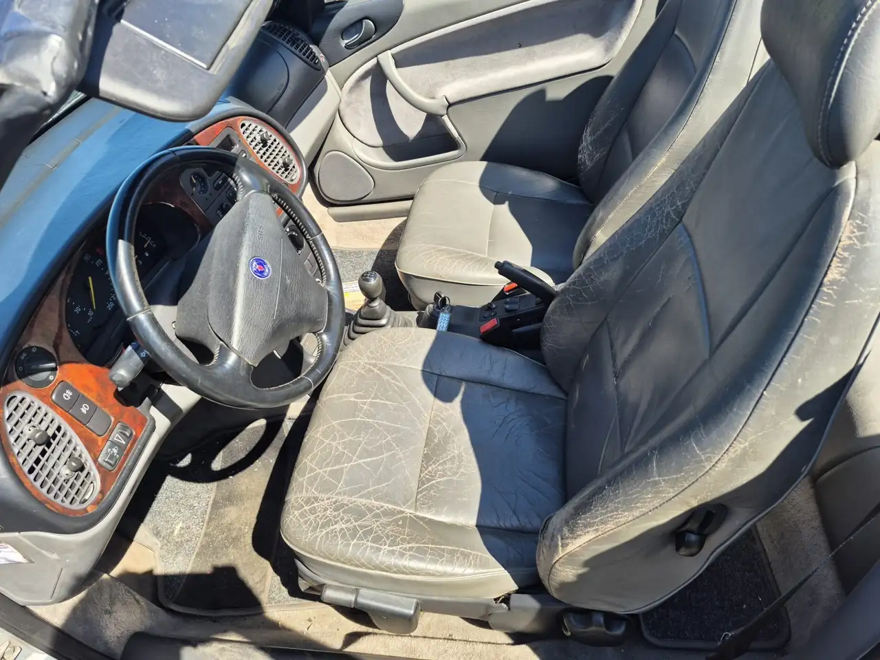 Saab 900 2.3 SE, foto 7