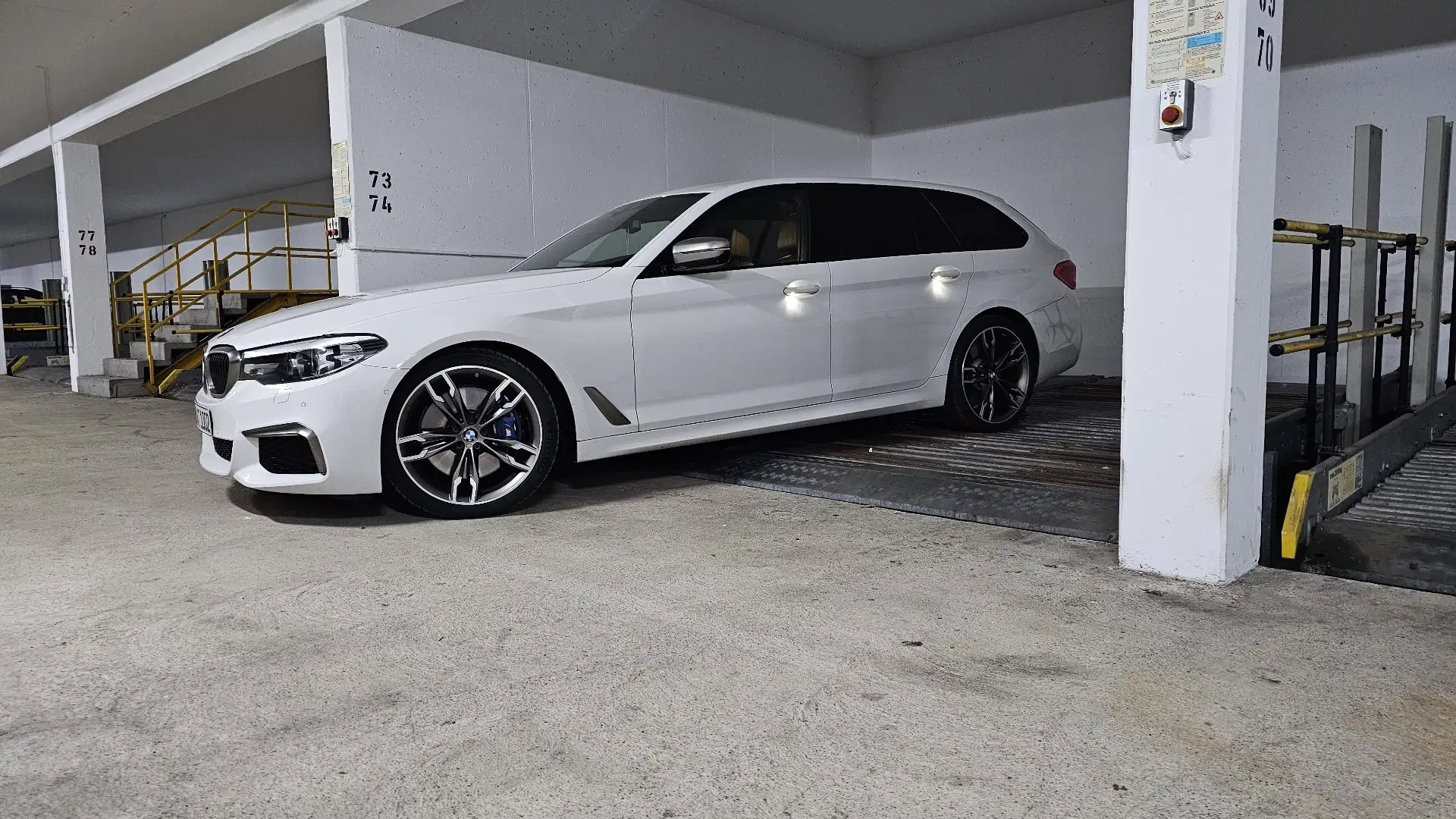 BMW M550 M550 d xDrive Weiß - 1