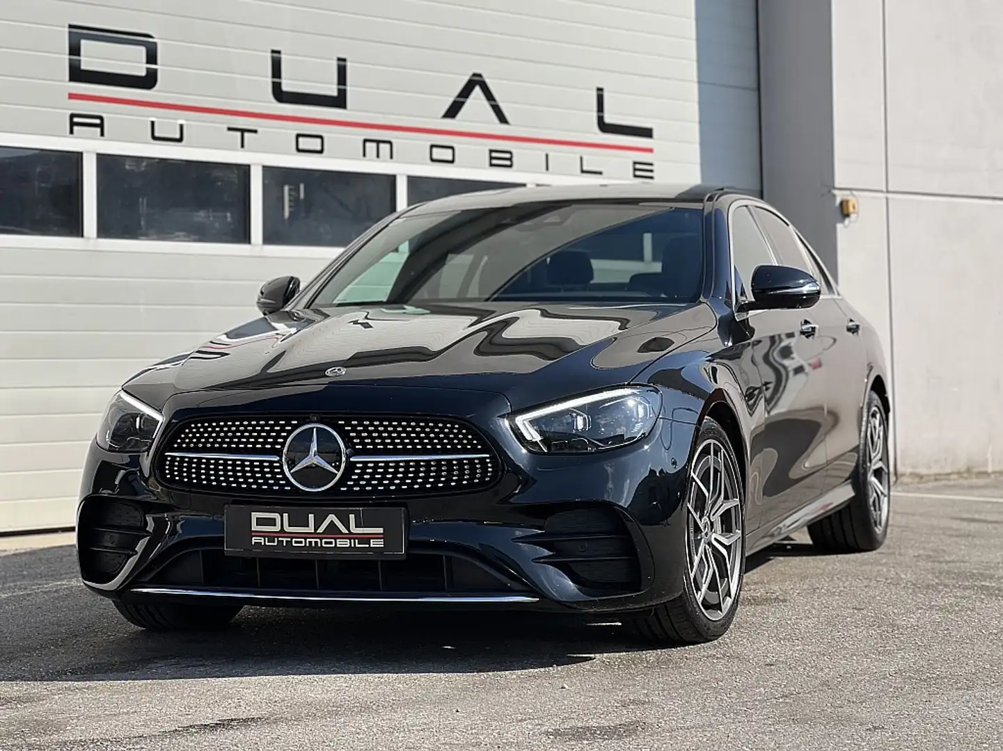 Mercedes-Benz E 400 d 4MATIC Aut.|AMG-LINE|PANO|ACC|HEAD-UP|BURMESTER Schwarz - 1